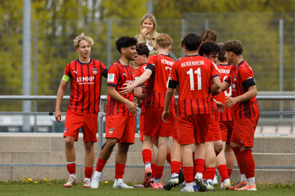 FCHOFK_260418_6-55 | 1.FC Heidenheim 1846 vs. Offenbacher Kickers, Fußball, U17, B-Junioren, NWL, U17-DFB-Nachwusliga, 2025/2026, 10. Spieltag, 18.04.2026 in Heidenheim, Walter-Birkhold-Jugendstadion (Foto: Michael Bulling) - Realisiert mit Pictrs.com