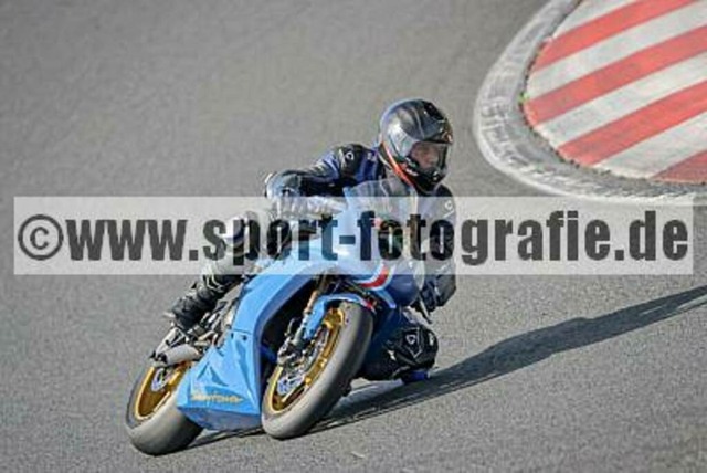 spof1553 | Professionelle Fotos von Sportveranstaltungen, aber auch Hochzeiten und anderen Events. - Realisiert mit Pictrs.com