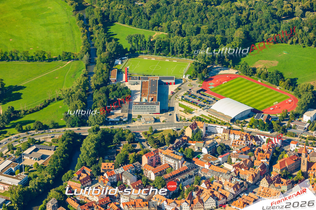 Schrägluftbild  Altstadt  Fürth - Das Luftbild wurde 2025 vom UL-Flugzeug heraus erstellt ( keine Drohne ) - Hochauflösende Luftaufnahme -Nicht vergleichbar mit Google Maps oder Satelittenbilder- Die Geschenkidee !Mit Lizenz und Bildrechte bestellbar