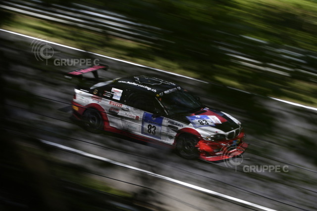 Motorsports / 24 Stunden Nürburgring 2015, Nürburgring-Nordschleife, GER | Martin Kroll, Bernd Küpper, Michael Kroll, Ronny Tobler - Realisiert mit Pictrs.com