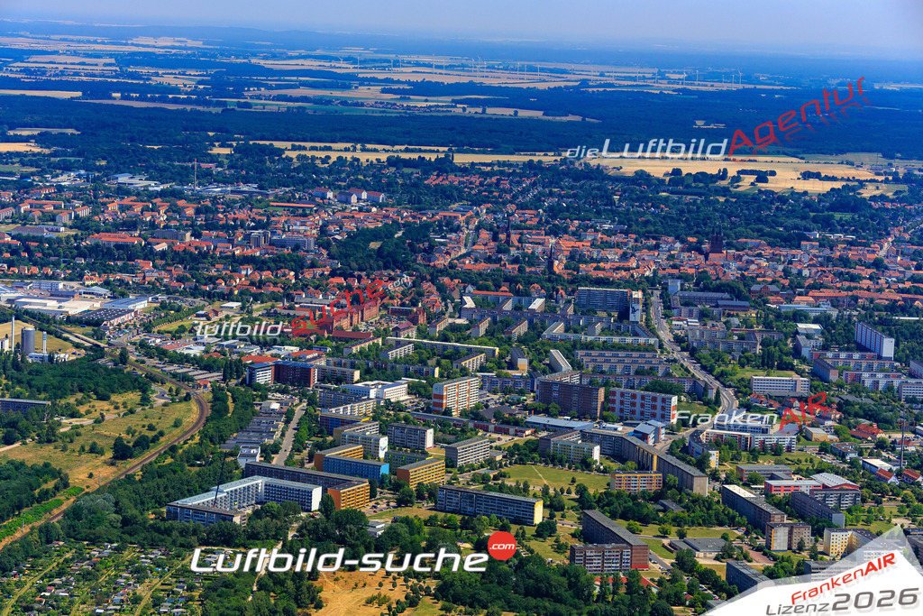 Das Luftbild der Stadt Standal wurde 2018 vom Flugzeug heraus erstellt (keine Drohne) Aufnahmehöhe ca.400 Meter- hohe Auflösung für beste Druck-Qualität