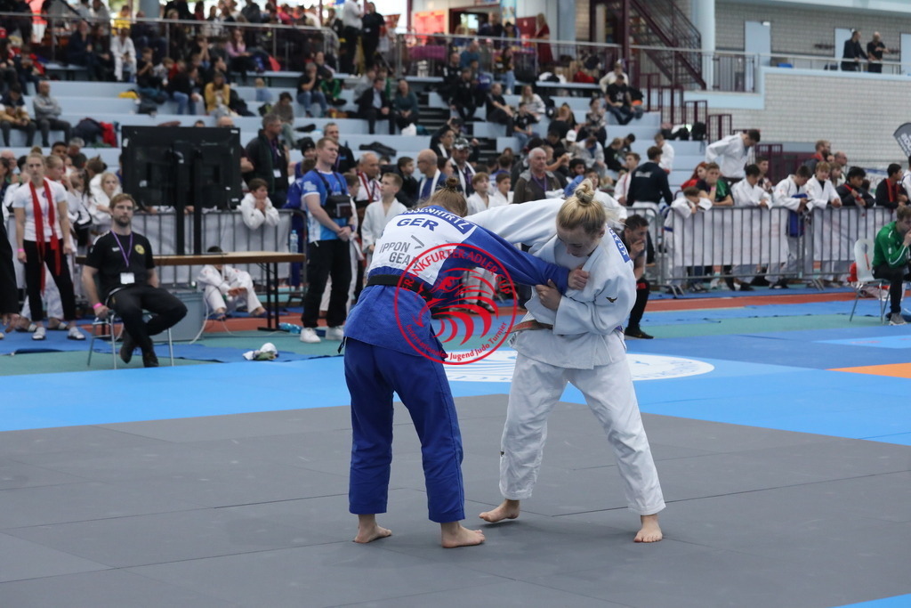 1J7A2662 | Fotos vom Adler Cup - Pictures from Adler Cup

Hier findet Ihr alle Eindrücke und großen Momente der Adler Cup Wochenenden. Here you will find all impressions and great moments of the Adler Cup weekends. - Realisiert mit Pictrs.com