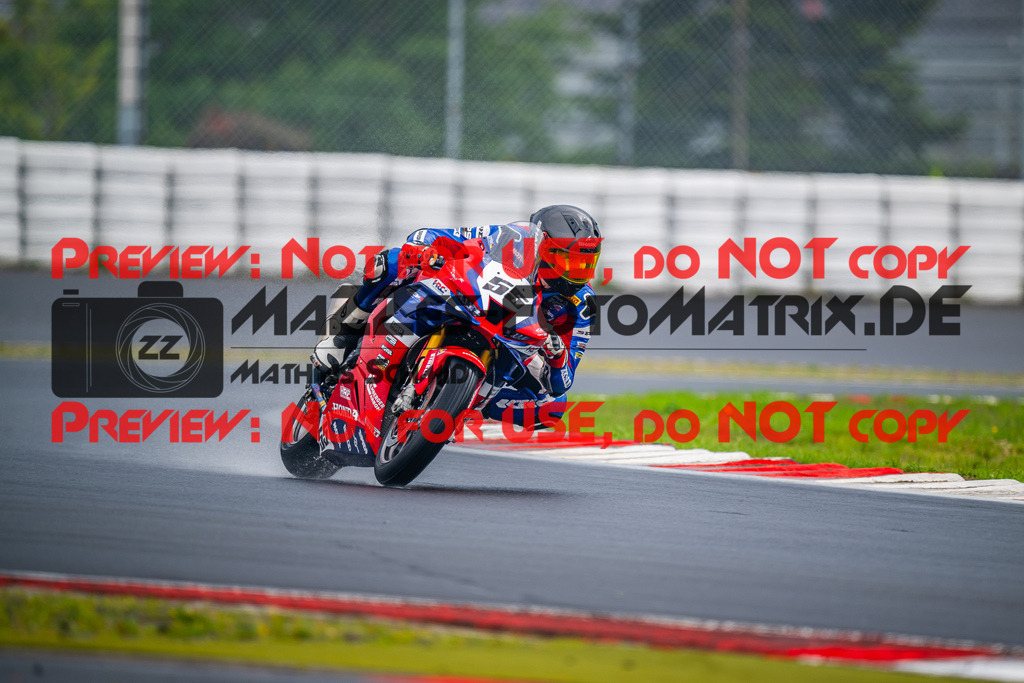MaZZes_FotoMatrix_240830_6007705_3430 | STK1000