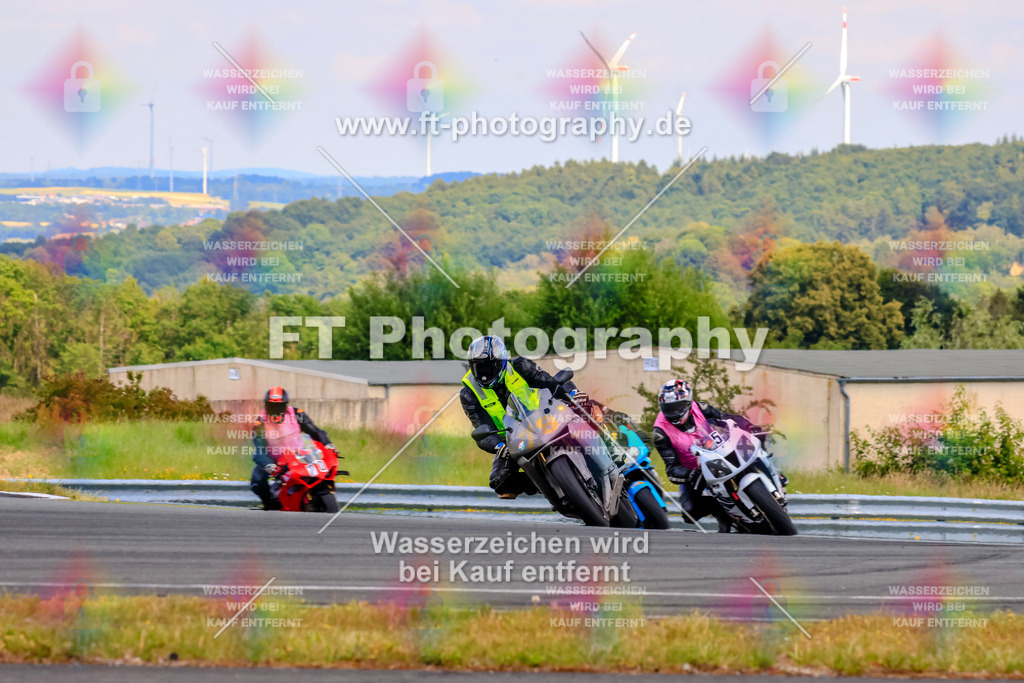 _TCM5184 | Hier findet Ihr Bilder von Touristenfahrten auf der Nürburgring Nordschleife oder von anderen Veranstaltungen die ich besucht habe. Viel Spass beim Durch Schauen 