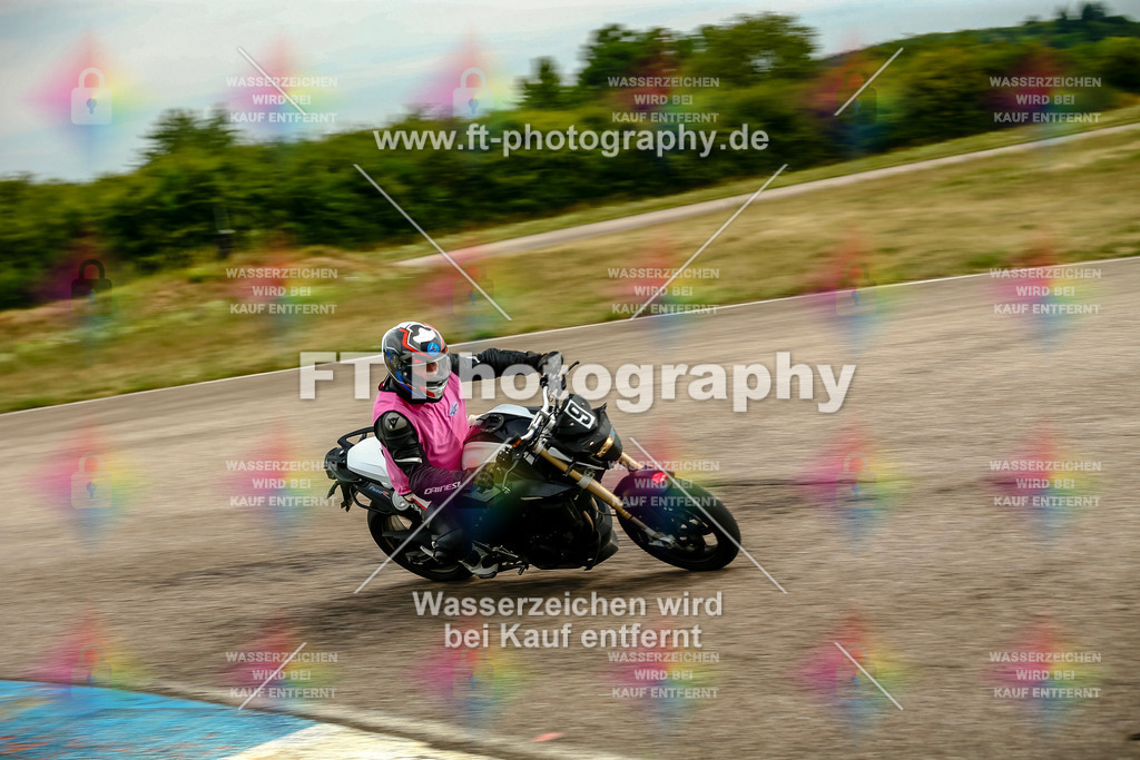 Chambley Juli-1375 | Hier findet Ihr Bilder von Touristenfahrten auf der Nürburgring Nordschleife oder von anderen Veranstaltungen die ich besucht habe. Viel Spass beim Durch Schauen 