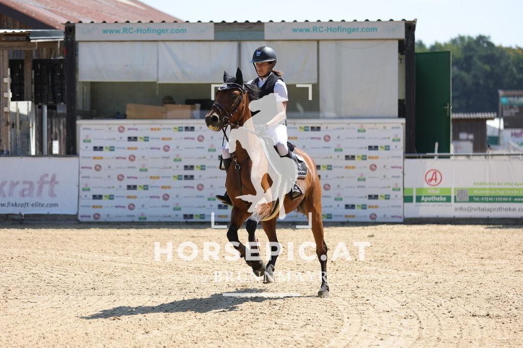 0P6A6227 | Willkommen bei Brunnmayr - Design & Fotografie – Ihrem Spezialisten für Reitturniere und Pferdeveranstaltungen in Oberösterreich, Salzburg und Bayern! Seit über 17 Jahren sind wir leidenschaftlich dabei.