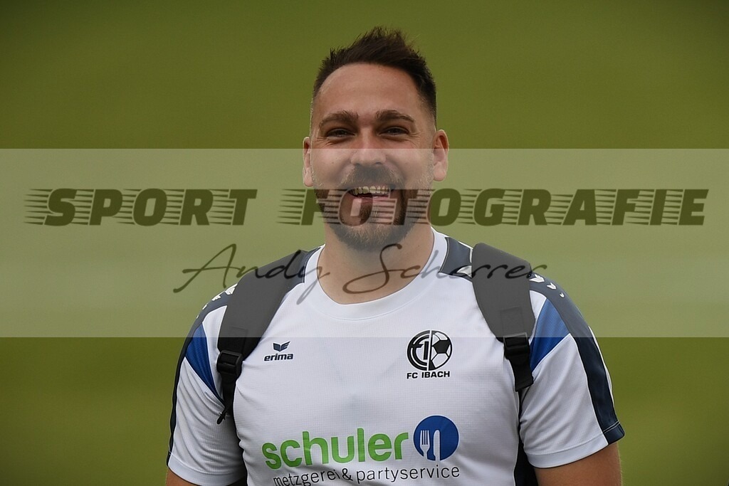 D5S_5063 | Kaufen Sie Sportbilder im Onlineshop von Andy Scherrer Sportfotografie. Faszinierende Bilder von Sportevents aus der ganzen Schweiz. Fussball, Frauenfussball, Unihockey, Handball, Schwingen und weiteren Sportarten. - Realisiert mit Pictrs.com