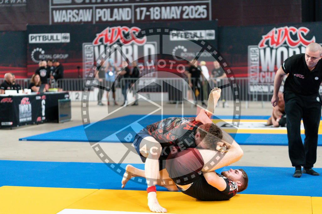 20250517PBB3179 | Athletes compete during the first day of the ADCC Amateur World Championship on May 15, 2025 in Warsaw, Poland. © Chiara Dazi / photoblackbelt