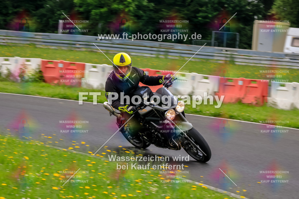 VBK-6936 | Hier findet Ihr Bilder von Touristenfahrten auf der Nürburgring Nordschleife oder von anderen Veranstaltungen die ich besucht habe. Viel Spass beim Durch Schauen 
