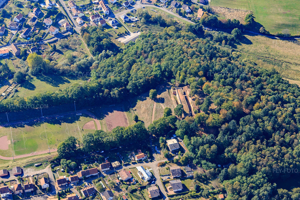 Aerial view: Fort Saint Sebastien and Stade de Bitche in Bitsch in the state Moselle, France. – Photo: IMG_095174.jpg taken on 10/16/2016 by Werner Riehm/FLY-FOTO.com – Resolution of the original: 5472 x 3648 px