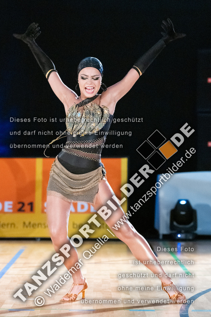 20250504-00140 | Hier finden Sie Tanz Bilder vom Latein und Standard Formationen tanzen. Sportbilder vom Tanzsport. Schöne Fotos und von Weltmeisterschaft, Europameisterschaft, Bundesliga, Regionalliga, Oberliga und Landesliga sowie von GOC Stuttgart, DanceComp, WM Bremen