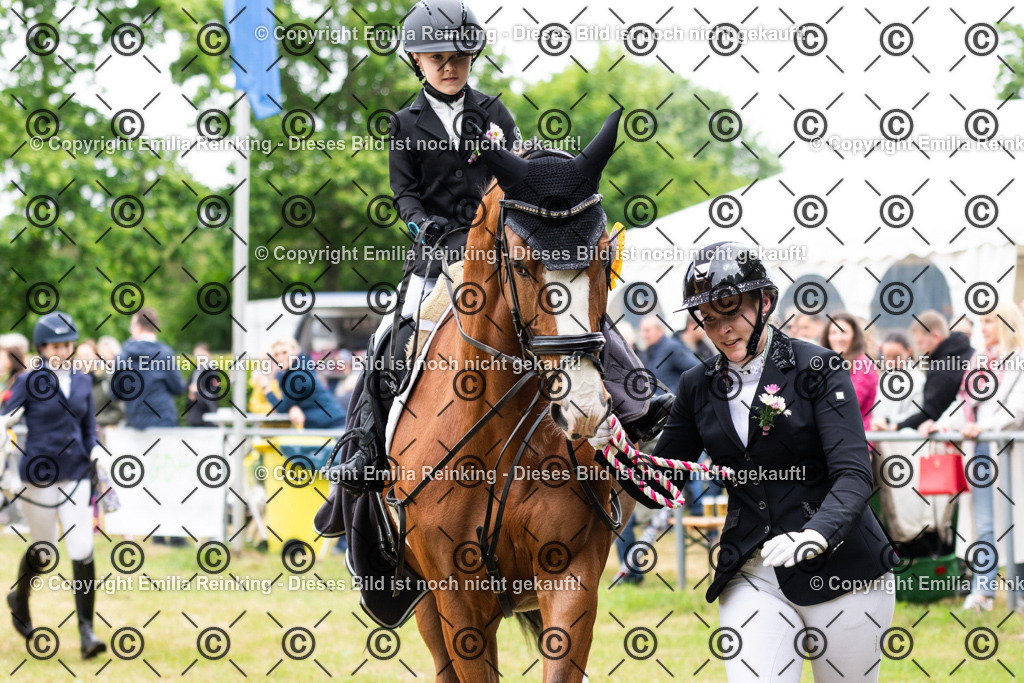 CL5A9366 | Emilia Reinking Fotografie - Realisiert mit Pictrs.com