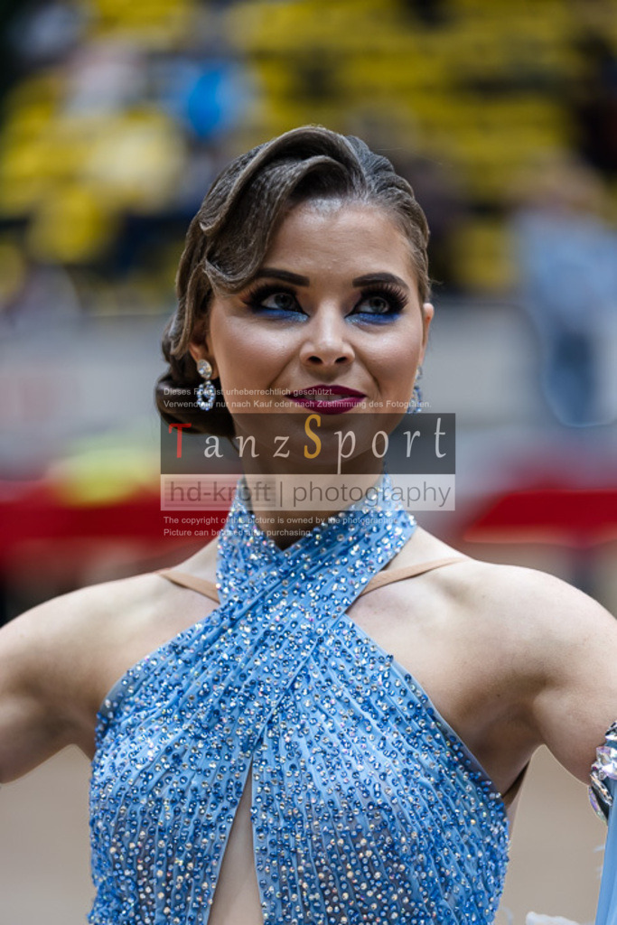 20250517_HessenTanzt_WDSF_IntOpen_Std_1344 | Tanzsportbilder, Standardtanz, Lateintanz, WDSF, DTV, LTVB, dancecomp, goc, hessen tanzt, blaues band der spree, walzer, tango, wiener walzer, slowfox, quickstepp, samba, rumba, cha-cha-cha, paso doble. jive, hd-kroft photography, turniertanzsport