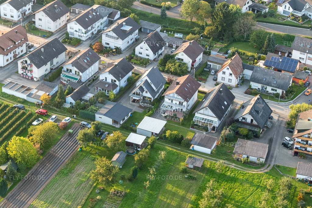 Luftbild: Runzweg von Süden im Ortsteil Urloffen in Appenweier im Bundesland Baden-Württemberg in Deutschland. Foto: P1010254.jpg vom 15.09.2014 durch Werner Riehm/FLY-FOTO.de