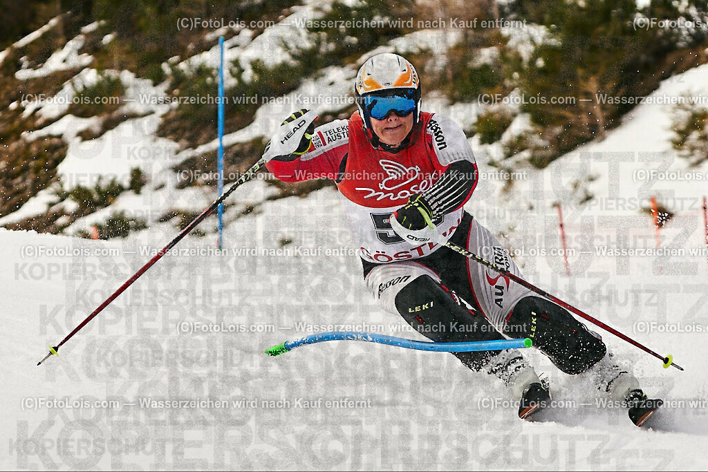 ALS0755_WCM-SL-I_Kat-C_Esletzbichler Elfriede | (C)FotoLois.com, Alois Spandl, World Criterium Masters Ski Alpin 2023 Hochkar, Slalom, Kategorie C, Di 21. März 2023.