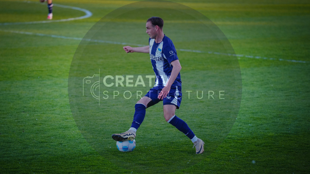 Fußball, Herren, Saison 2025/2026, Regionalliga Nordost, 32. Spieltag, Hertha BSC II vs. FSV 63 Luckenwalde, Donnerstag 30.04.2026, Hertha Amateurstadion | Fußball, Herren, Saison 2025/2026, Regionalliga Nordost, 32. Spieltag, Hertha BSC II vs. FSV 63 Luckenwalde, Donnerstag 30.04.2026, Hertha Amateurstadion, Im Bild: Joel Richter (Hertha) - Realisiert mit Pictrs.com