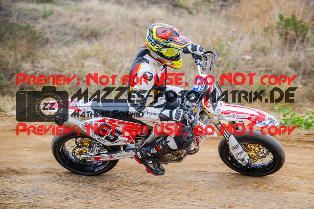 MaZZes_FotoMatrix_220813_2541 | UE40