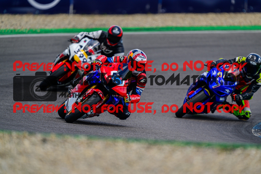 MaZZes_FotoMatrix_240615_6007705_1918 | ROT