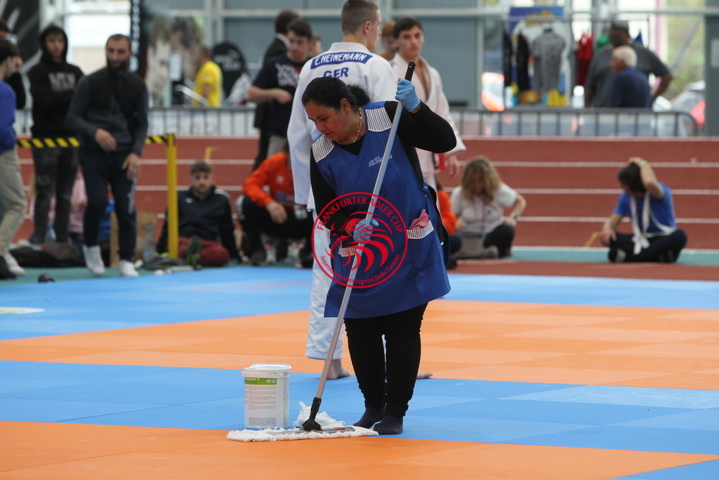 JT6F9336 | Fotos vom Adler Cup - Pictures from Adler Cup

Hier findet Ihr alle Eindrücke und großen Momente der Adler Cup Wochenenden. Here you will find all impressions and great moments of the Adler Cup weekends. - Realisiert mit Pictrs.com