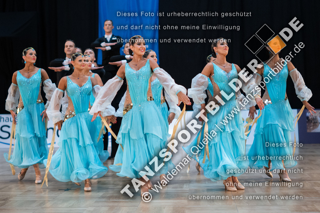 20250118-11243 | Hier finden Sie Tanz Bilder vom Latein und Standard Formationen tanzen. Sportbilder vom Tanzsport. Schöne Fotos und von Weltmeisterschaft, Europameisterschaft, Bundesliga, Regionalliga, Oberliga und Landesliga sowie von GOC Stuttgart, DanceComp, WM Bremen