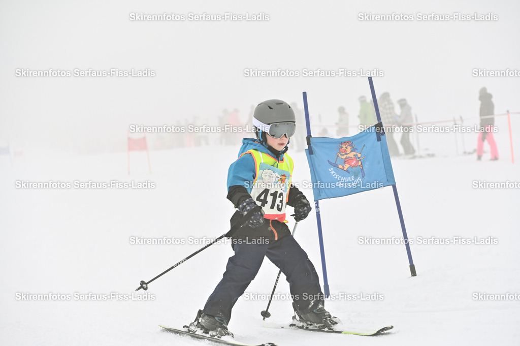 SRF_20.02.2026_0190 | Skirennfotos,Serfaus,Fiss,Ladis,Kinderskirennen,Winter,Tirol,Oberland,skirace,SFL,feelfree,weil wir's genießen,ski,Ski,skifahren,Sonnenplateau, - Realisiert mit Pictrs.com