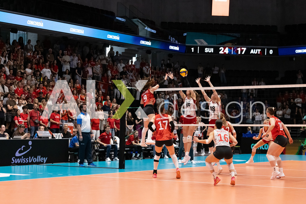 Austria v Switzerland - CEV European League Women | KRIENS, SWITZERLAND - JUNE 14: SARINA WIELAND of Switzerland attack / spike against ANAMARIJA GALIC of Austria and NINA NESIMOVIĆ of Austria during the CEV European League match between Austria and Switzerland at Pilatus Arena on June 14, 2026 in Kriens, Switzerland. - Realisiert mit Pictrs.com