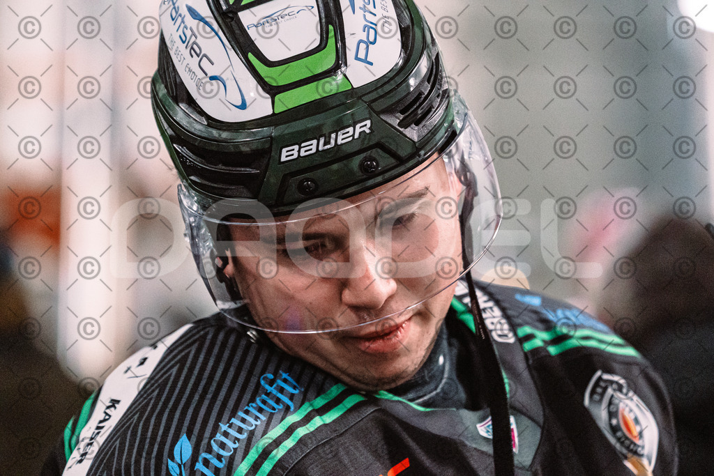 Alligators_vs_Deggendorf_23_01_2026-63 | Höchstadt Alligators Fotogalerie: Eishockey-Action aus Franken. Professionelle Spielfotos, Portraits & Stadionbilder zum Download. Jetzt entdecken! - Realisiert mit Pictrs.com