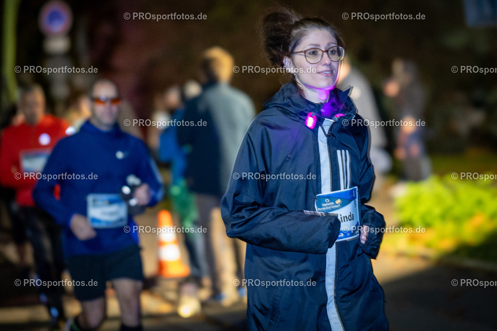 Martinslauf Sindorf 2023 in Kerpen-Sindorf, 09.11.2023 | Impressionen vom Martinslauf Sindorf 2023 am 09.11.2023 in Kerpen-Sindorf (Nordrhein-Westfalen).