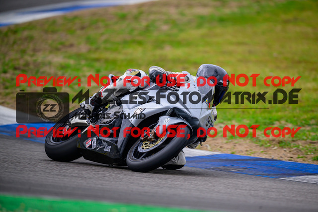 MaZZes_Fotomatrix_20250421_6007705_6437 | ROT