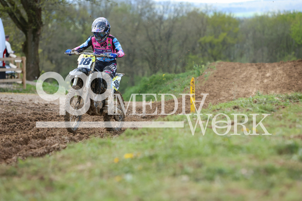 5E6A3577 | 989 MEDIAWORK