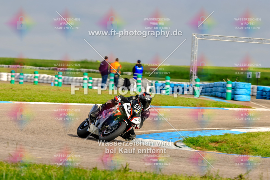 MotoTeam-8249 | Hier findet Ihr Bilder von Touristenfahrten auf der Nürburgring Nordschleife oder von anderen Veranstaltungen die ich besucht habe. Viel Spass beim Durch Schauen 