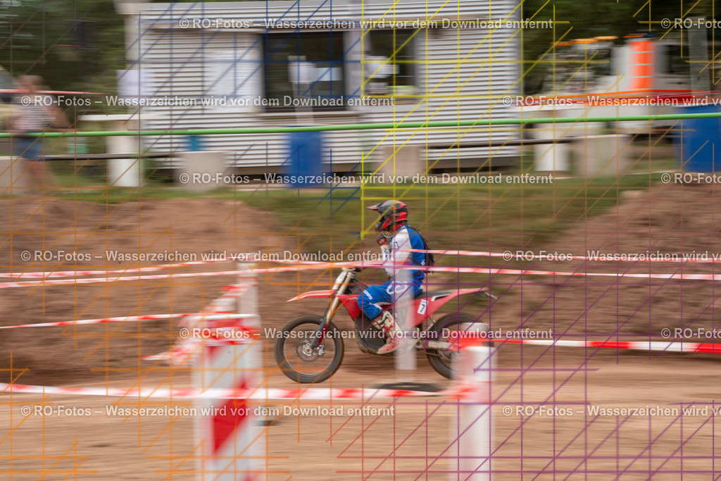 Niederwürzbach 5 Lauf-232 | Sportfotografie von RO-Fotos: Motorsport, Motocross, Enduro, Laufveranstaltungen und Triathlon. Professionelle Fotos von Sportlern und Events. - Realisiert mit Pictrs.com