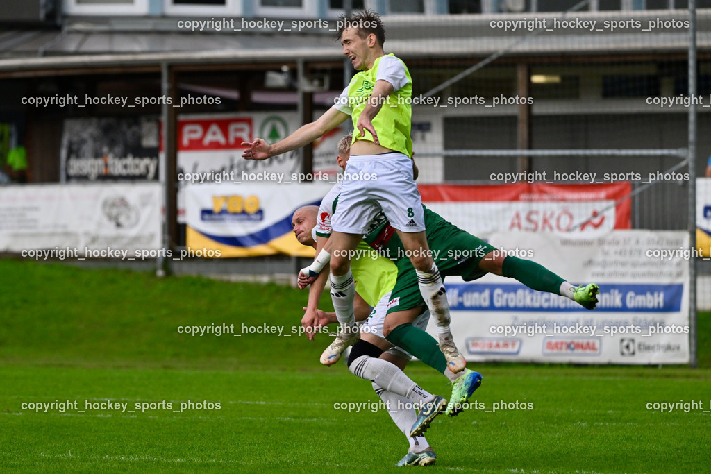WSG Radenthein vs. SV Rapid Lienz | #8 Kilian Linus Ambrosch WSG Radenthein, #12 Stefan Rauter WSG Radenthein, #9 Mario Besic Rapid Lienz, WSG Radenthein vs. SV Rapid Lienz, WSG Radenthein vs. SV Rapid Lienz am 30.08.2025 in Radenthein (Sportplatz Radenthein), Austria, (Photo by Bernd Stefan)