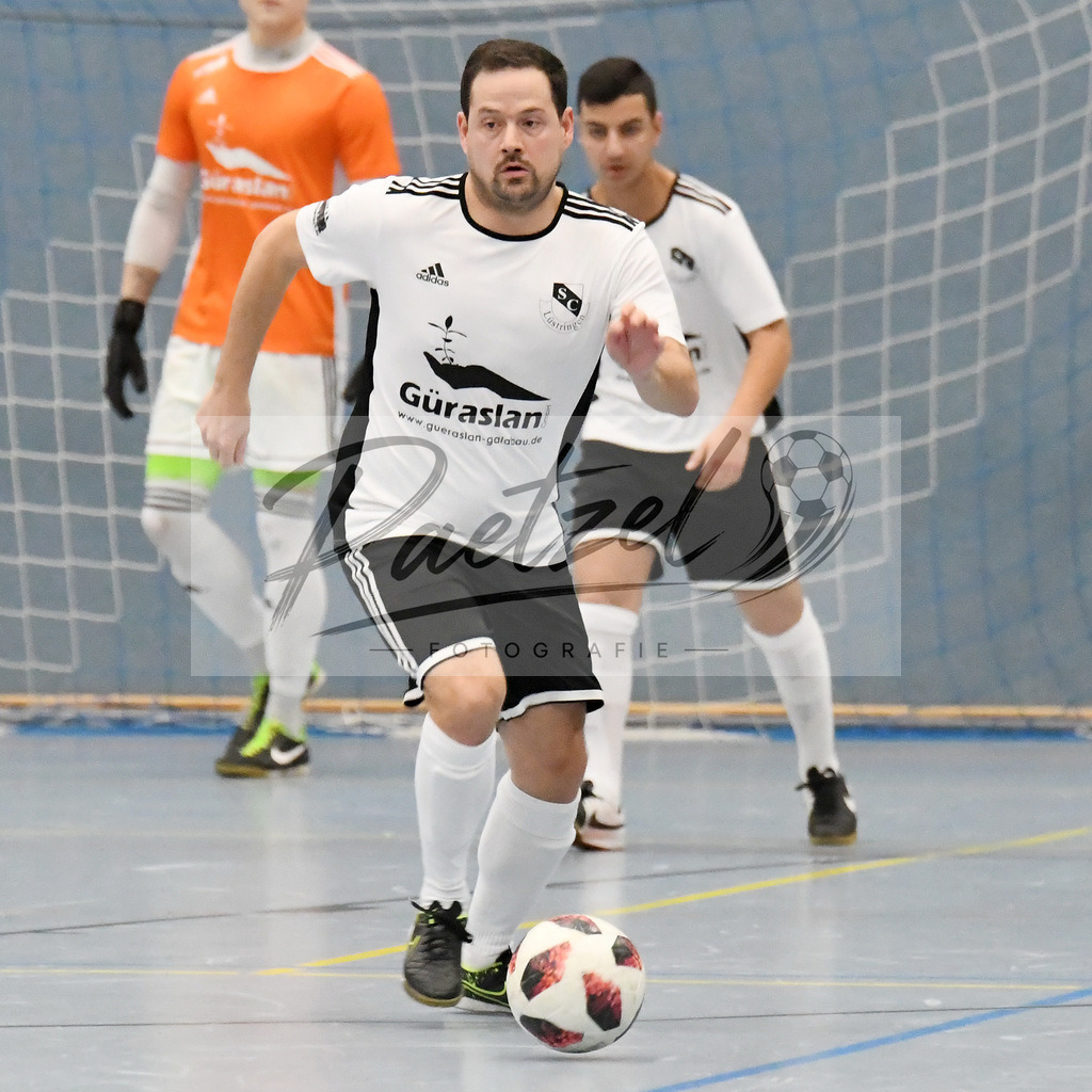 20200119_VGHCUP_0088 | Fußball, Herren:   beim 35. Schledehauser VGH-Cup am 19.01.2020 in der Waldsporthalle Schledehausen in Schledehausen, Deutschland.(Foto von Nico Paetzel) - Realisiert mit Pictrs.com