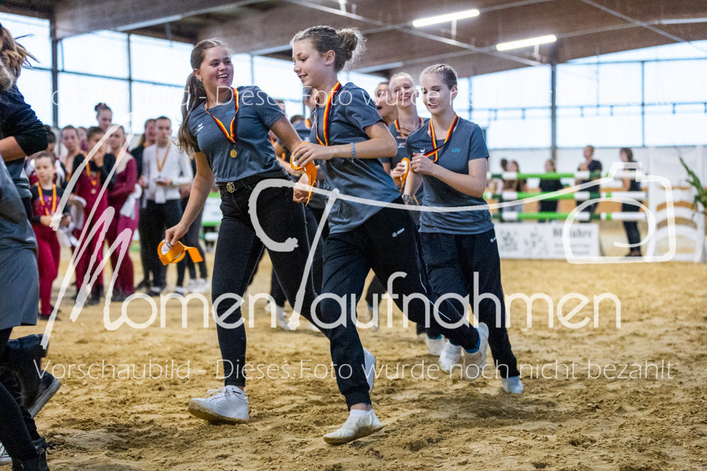 Platzierung5+6+7+NS-021 | MomenTaufnahmen Pferdesportfotos