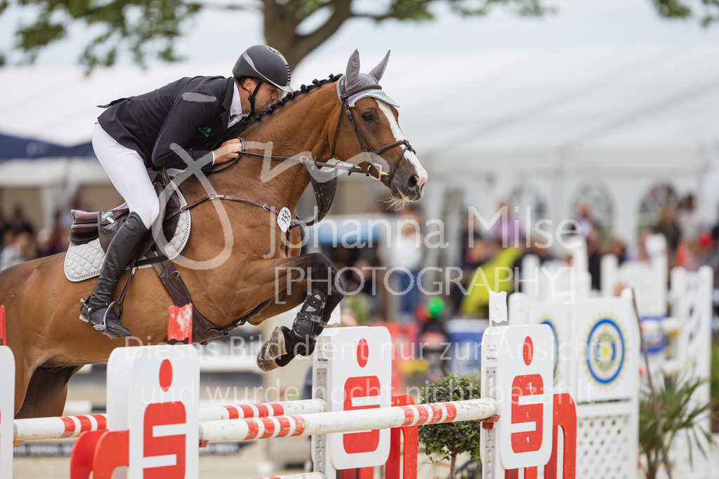 230730_BHO_GrosserPreis-526 | Deine schönsten Turniermomente als professionelle Fotos! Entdecke hochwertige Pferdesport-Fotografie im Online-Shop. Jetzt Fotos finden & bestellen!