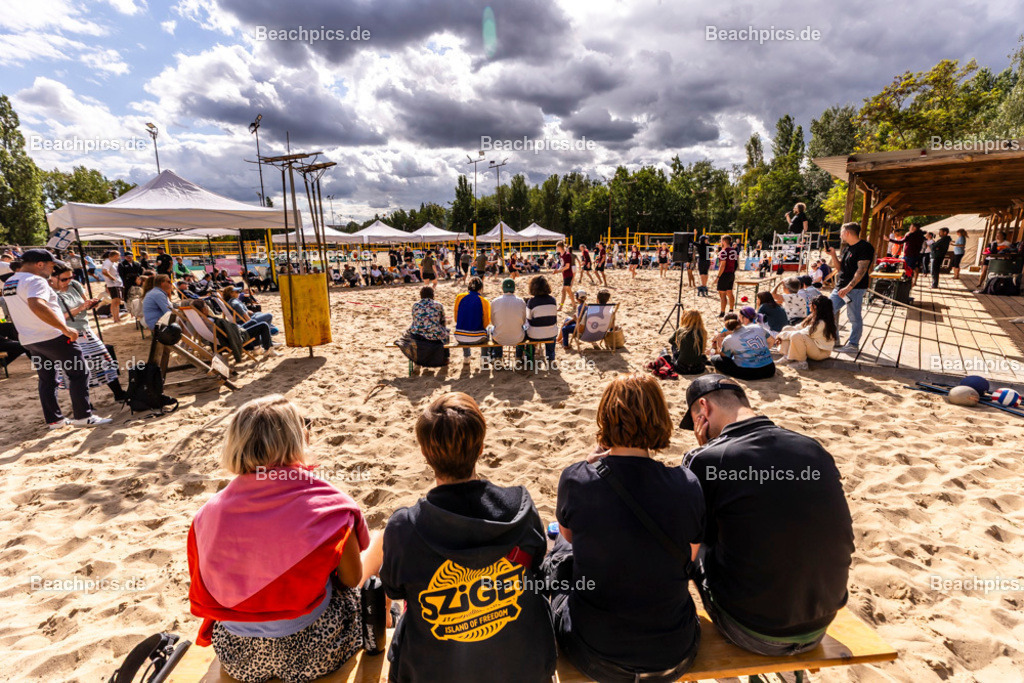 2025-200083739-Strandvölkerball-WM |  24.08.2025; Berlin Foto: Gerold Rebsch - www.beachpics.de