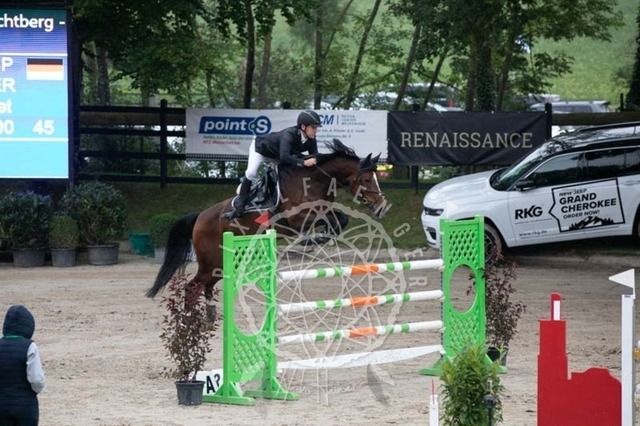 2B4A2645 | pixelfaenger - Realisiert mit Pictrs.com