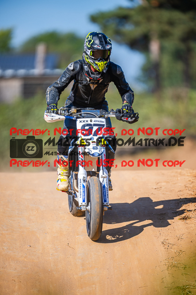 MaZZes_FotoMatrix_230916_1705 | S4