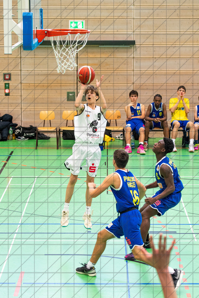 JBBL 24/25 | 13.10.2024 | Charisma Young Bulls vs. Phoenix Hagen | JBBL 24/25 | 13.10.2024 | Charisma Young Bulls vs. Phoenix Hagen - - - - - CREDIT, www.bullenfotos.de, Martin König, Hörner Weg 40, D-49078 Osnabrück, +4917663732967, Nutzung und Weitergabe nur zu den vereinbarten Zwecken. Presseanfragen an Urheber. Alle Rechte beim Urheber. - - - - - - Realisiert mit Pictrs.com