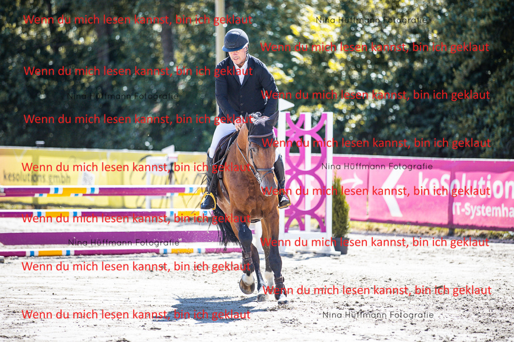 BK1A5249 | Turnierbilder Turnierfotos Nina Hüffmann Turnierfotografie Pferdefotografie Tierzeichnung Haustierzeichnung Pferdezeichnung Hundezeichnung Videograf  - Realisiert mit Pictrs.com