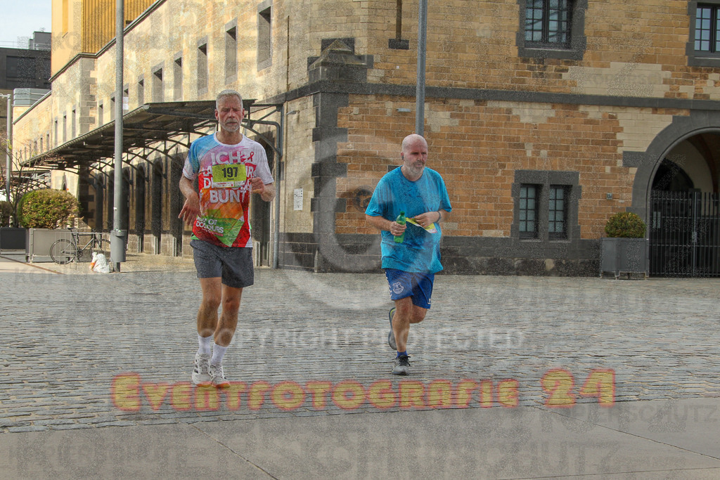 250920_1527_EV4_8827 | Sportfotografie im Rhein-Sieg Kreis, Köln, Bonn, NRW, Rheinland Pfalz, Hessen, etc. Unser Tätigkeitsfeld umfasst den Laufsport vom Volkslauf über den Marathon, Duathlon, Triathon bis zum Ultralauf wie Kölnpfad Ultra oder Schindertrail.