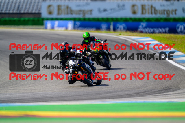 MaZZes_FotoMatrix_240615_6007705_4819 | GELB