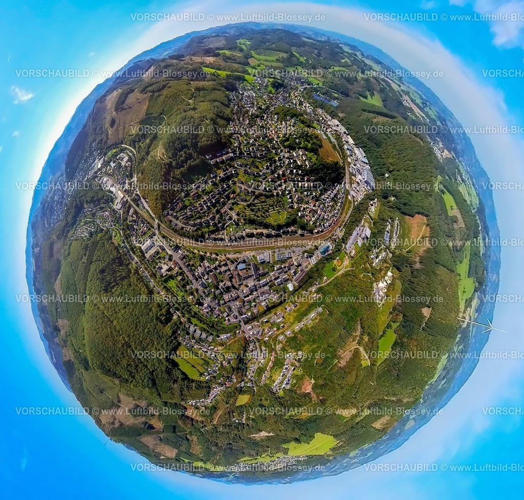 Lennestadt230990360Meggen | Luftbild, Ortsansicht Ortsteil Meggen, Erdkugel, Fisheye Aufnahme, Fischaugen Aufnahme, 360 Grad Aufnahme, tiny world, Meggen, Lennestadt, Sauerland, Nordrhein-Westfalen, Deutschland