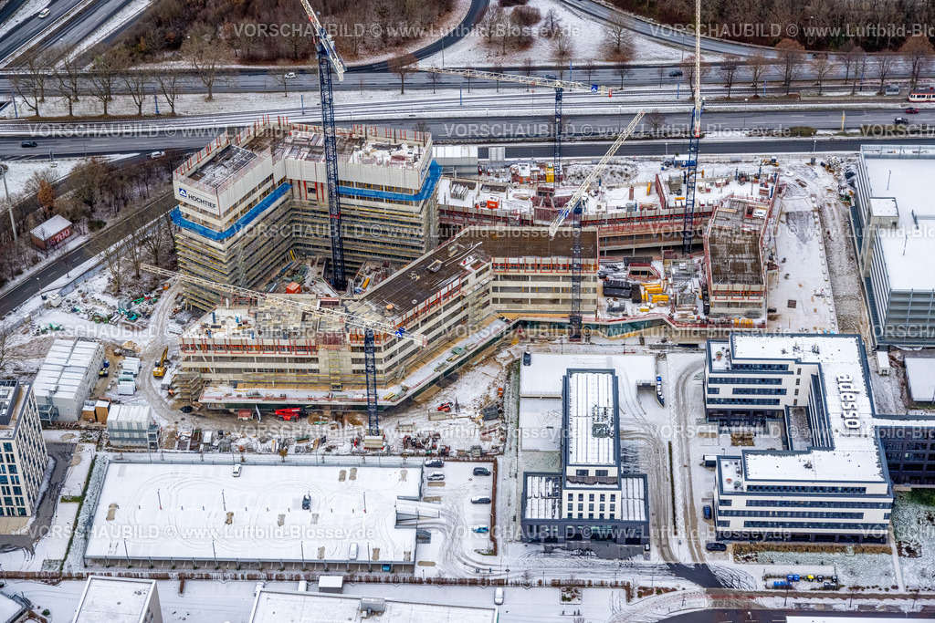 Dortmund221201806 | Luftbild, Winterliche schneebedeckte Stadtkrone-Ost Baustelle und Neubau, Neubau Direktion Continentale, Adesso, Kreuz Westfalendamm B1 und B236, Westfalendamm, Dortmund, Ruhrgebiet, Nordrhein-Westfalen, Deutschland