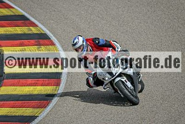 spof2387 | Professionelle Fotos von Sportveranstaltungen, aber auch Hochzeiten und anderen Events. - Realisiert mit Pictrs.com