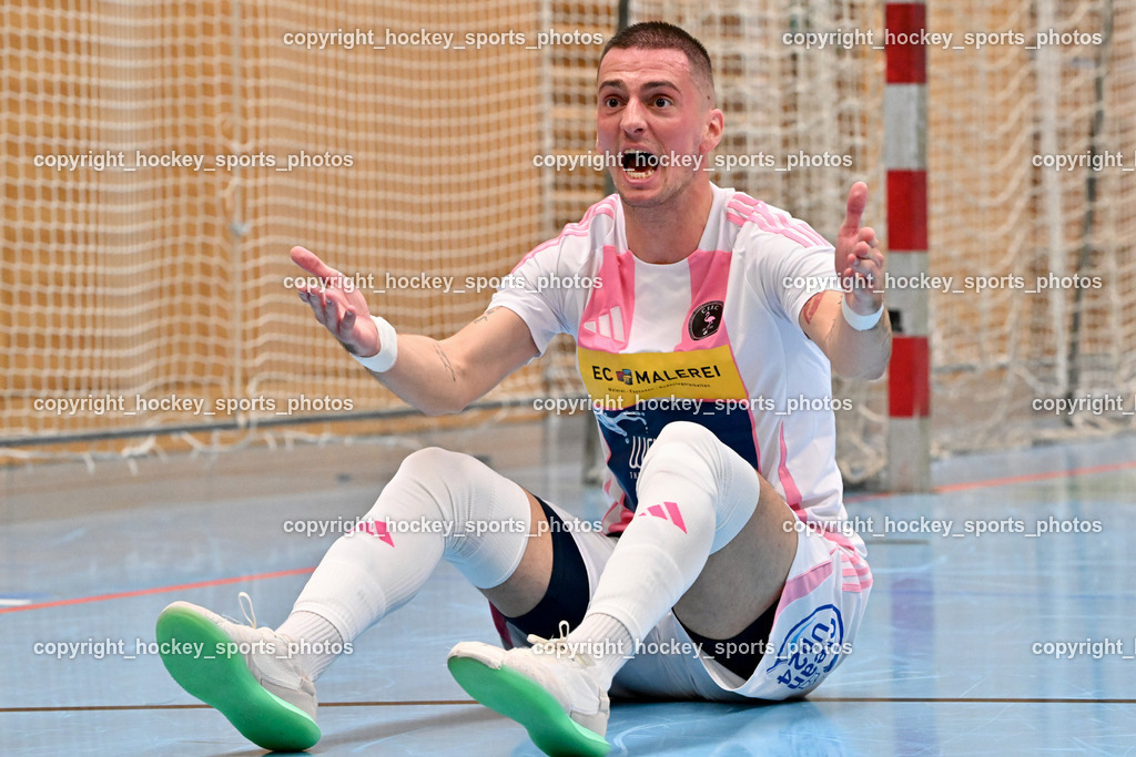 Carinthia Flamengo Futsal Club vs. FC Ljuti Krajisnici | #24 Zoran Vukovic Carinthia Flamengo, Carinthia Flamengo Futsal Club vs. FC Ljuti Krajisnici, Carinthia Flamengo Fusal Club vs. FC Ljuti Krajisnici am 12.10.2025 in Klagenfurt (Ballspielhalle Viktring), Austria, (Photo by Bernd Stefan)