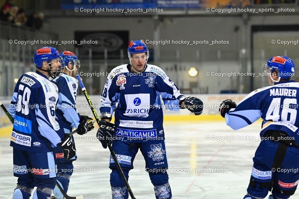 ESC Steindorf vs. EHC Althofen 13.1.2024 | Jubel ESC Steindorf Mannschaft, #69 Kreuzer Philipp, #18 Pewal Martin, #46 Maurer Julian
