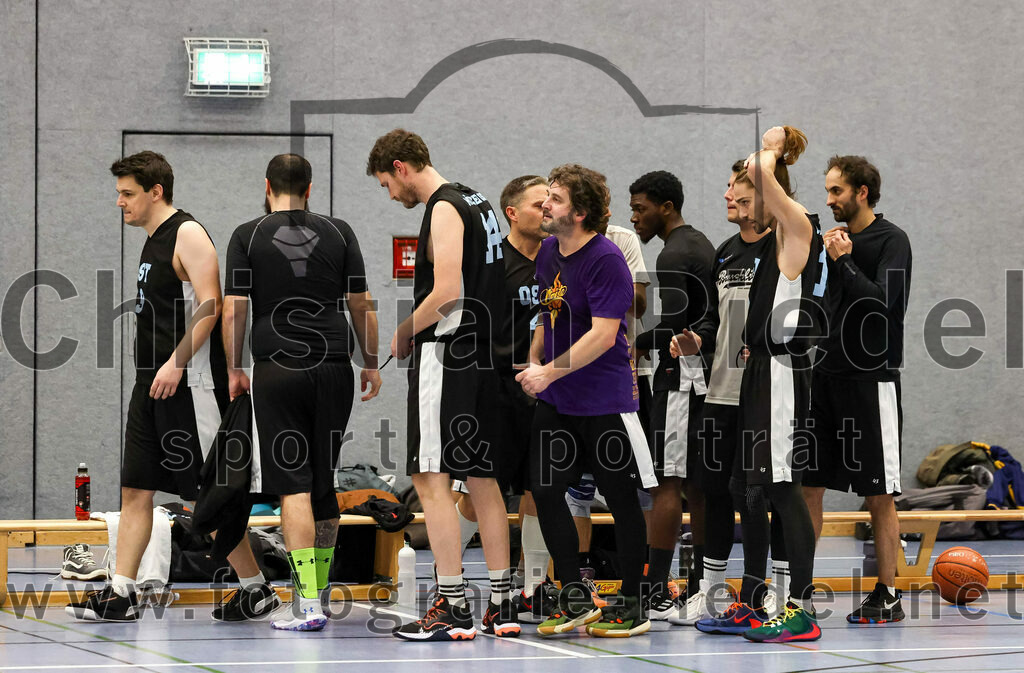 2022-12-04_007_SG_Poing_gegen_TSV_Muenchen_Ost_4 | Poing, Deutschland, 04.12.2022:
Basketball, Bezirksklasse 2021 / 2022, 8. Spieltag, SG Poing gegen TSV München Ost 4, Endergebnis: 37:65

Foto: Christian Riedel / fotografie-riedel.net