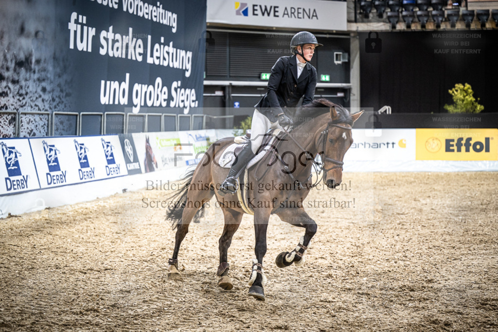 DOS_2399 | Entdecke hochwertige Reitturnierfotos von Foto Oger. Professionell, emotional und authentisch – jetzt Lieblingsmomente im Shop bestellen. - Realisiert mit Pictrs.com